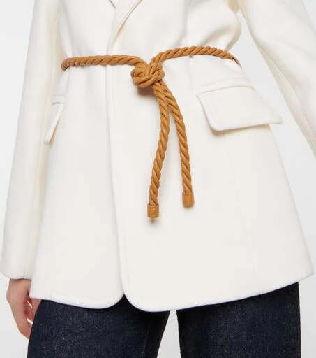 Chloé Belted wool blazer 5