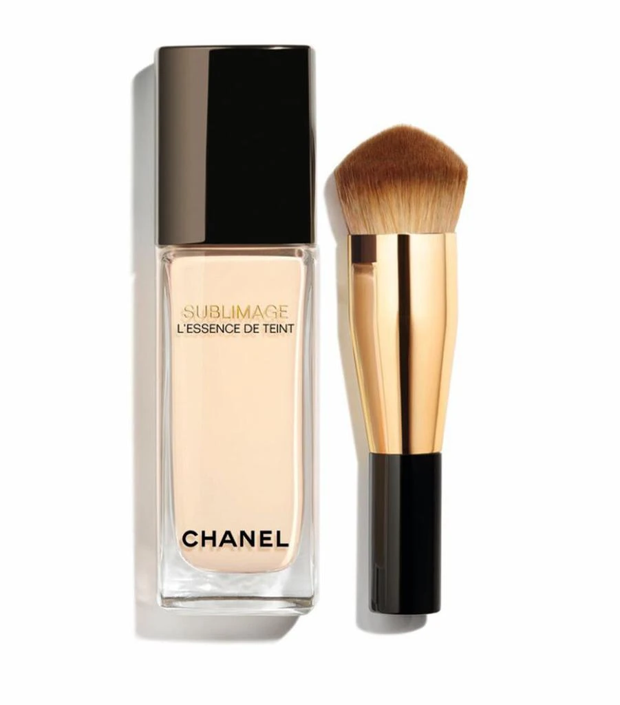 Chanel CHANEL SUBLIMAGE L'ESSENCE DE TEINT Ultimate Radiance-Generating Serum Foundation 1