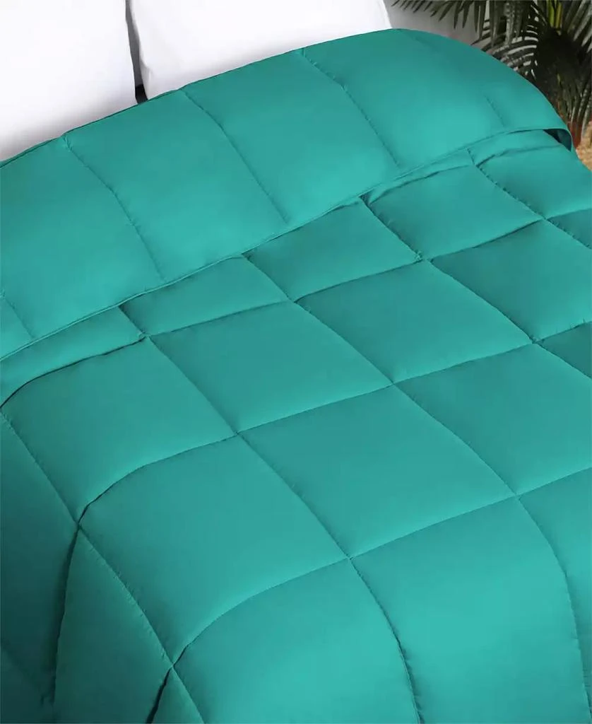 Superior Breathable All Season Down Alternative Comforter 2