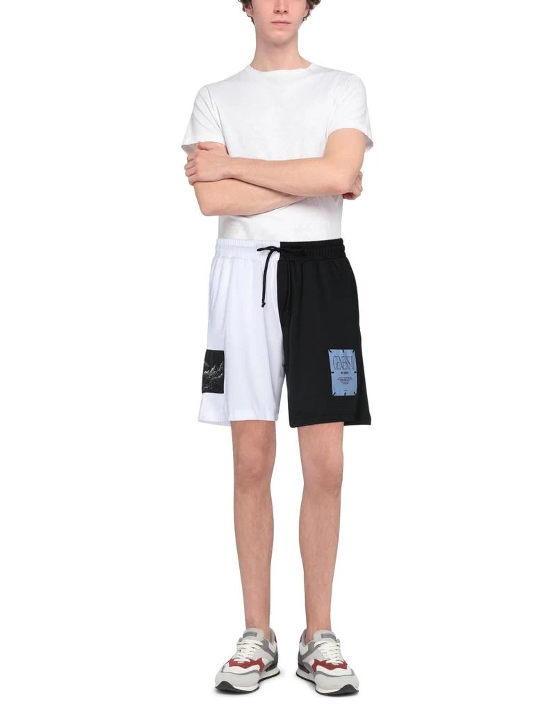 Alexander McQueen Shorts 
Bermuda 2