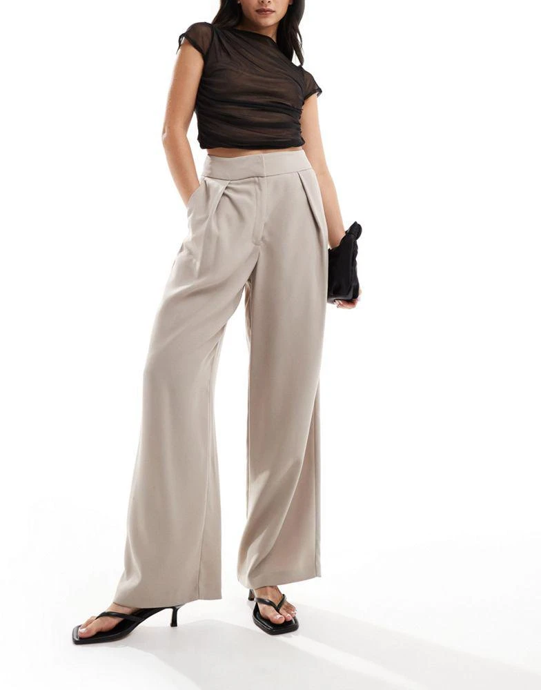 River Island River Island wide leg trouser in beige 1