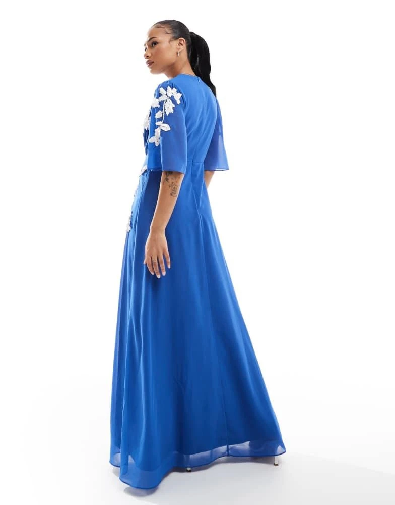 Hope & Ivy Petite Hope & Ivy Petite plunge front embellished maxi dress in Blue - Blue - UK 8