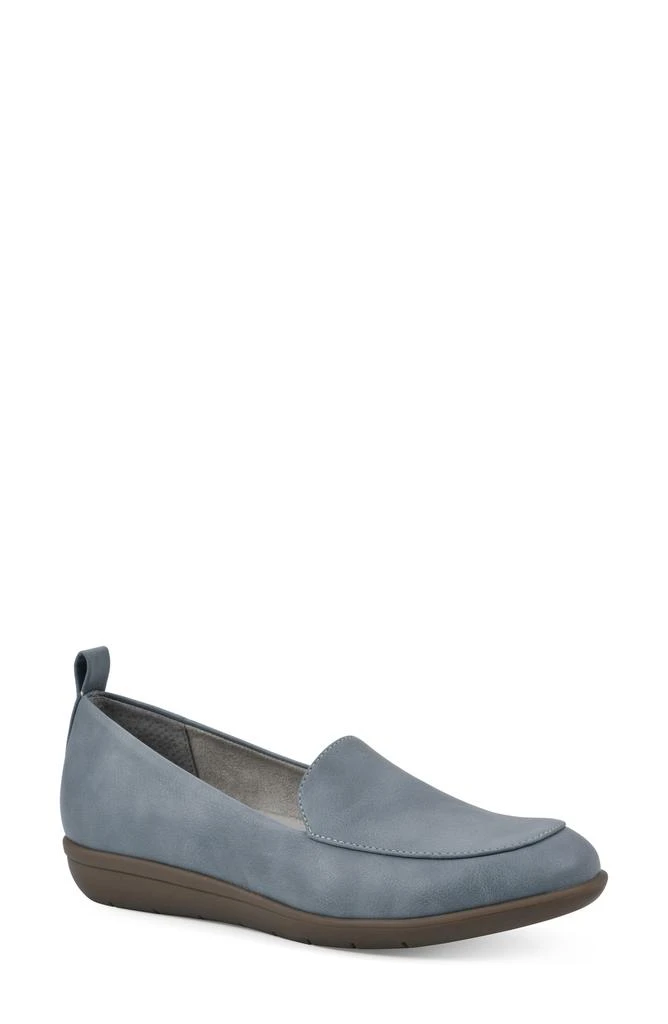 White Mountain Twiggy Moc Toe Flat 1