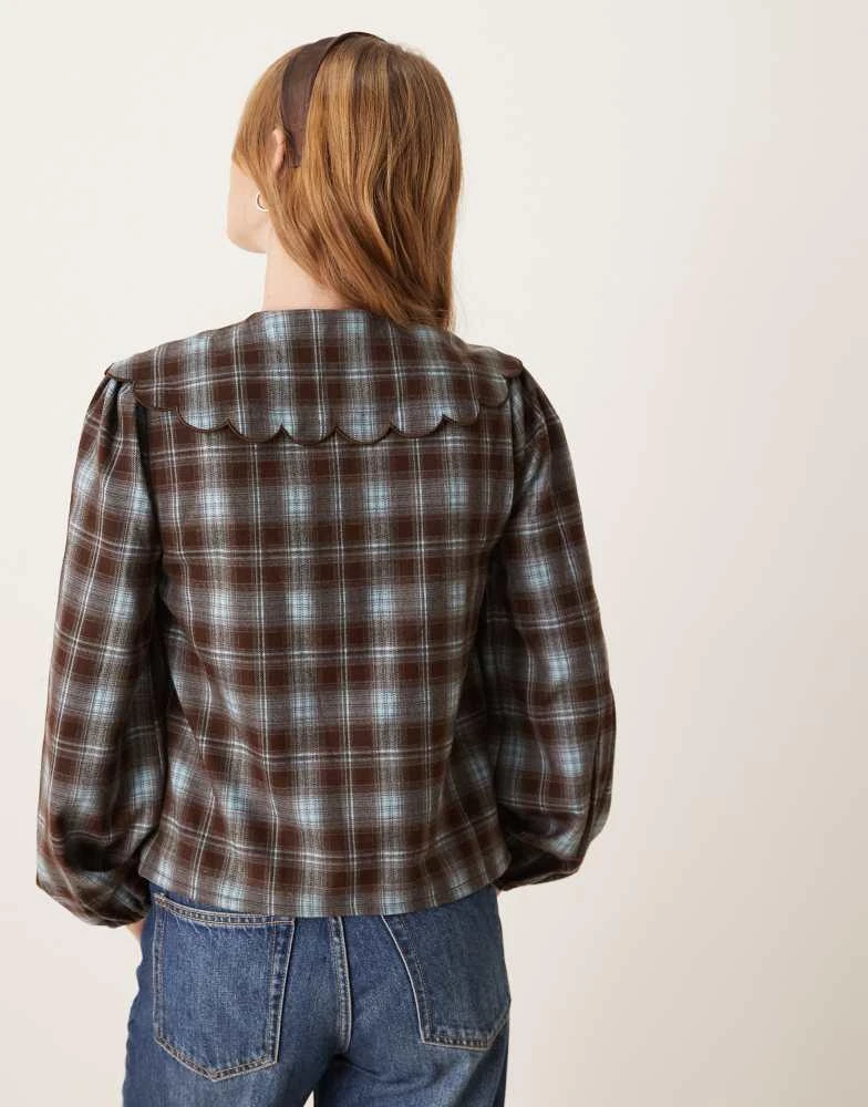 Threadbare Threadbare check blouse with peter pan collar in blue 4