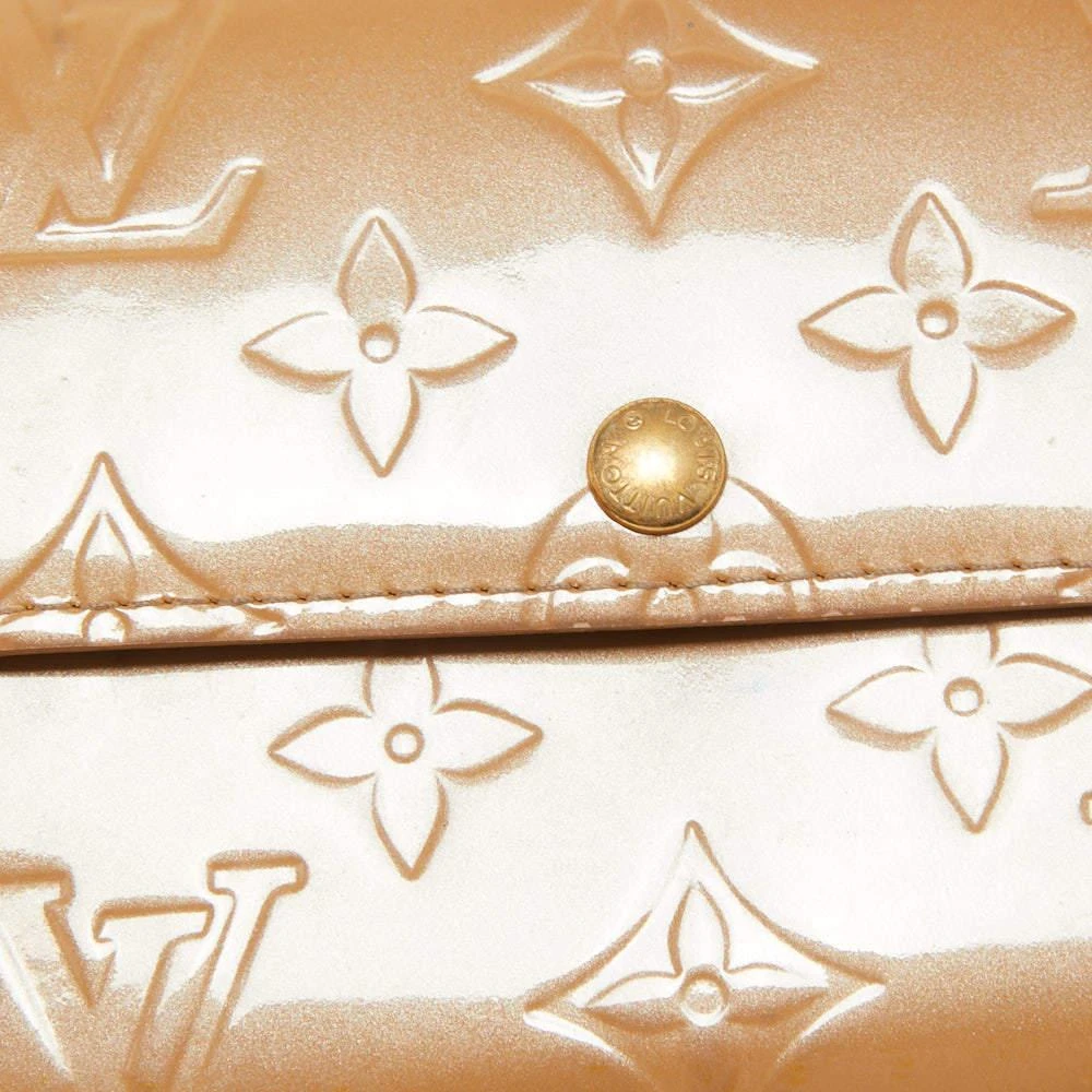 Louis Vuitton Louis Vuitton Noisette Monogram Vernis Sarah Wallet 9