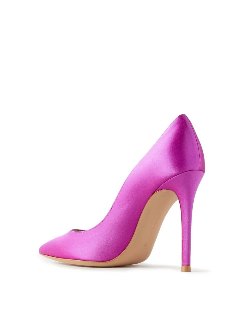 Gianvito Rossi Pump 3