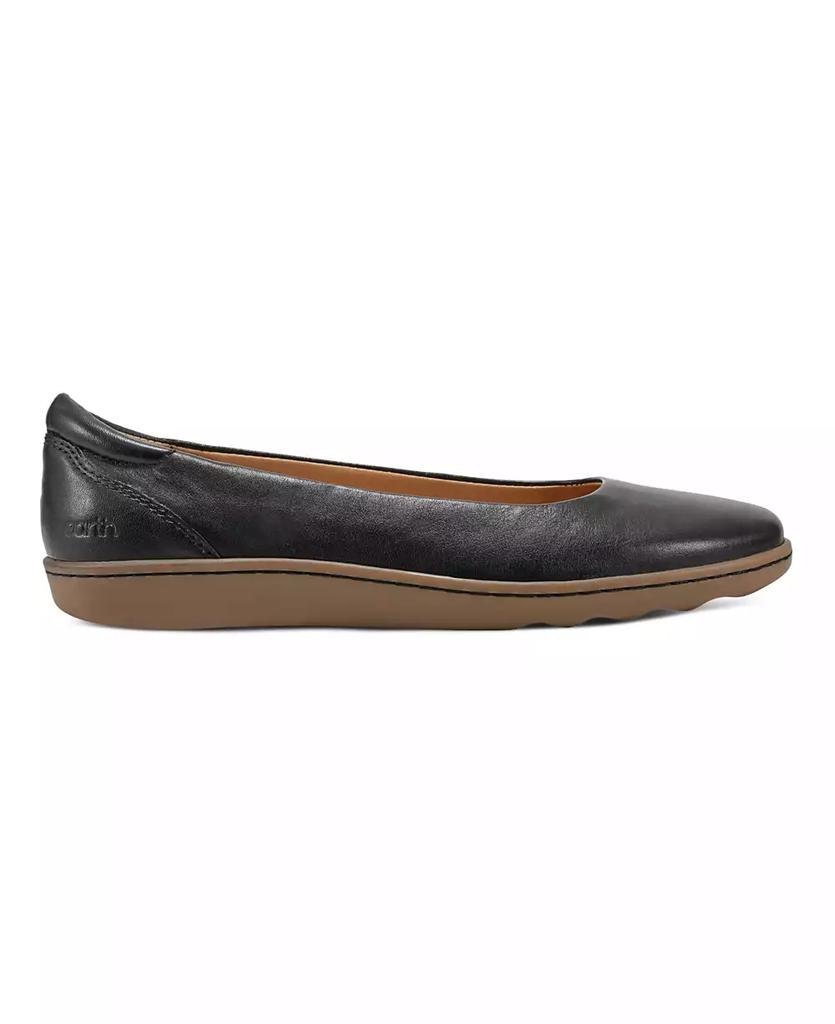 Earth Women's Landen Slip-on Round Toe Casual Ballet Flats