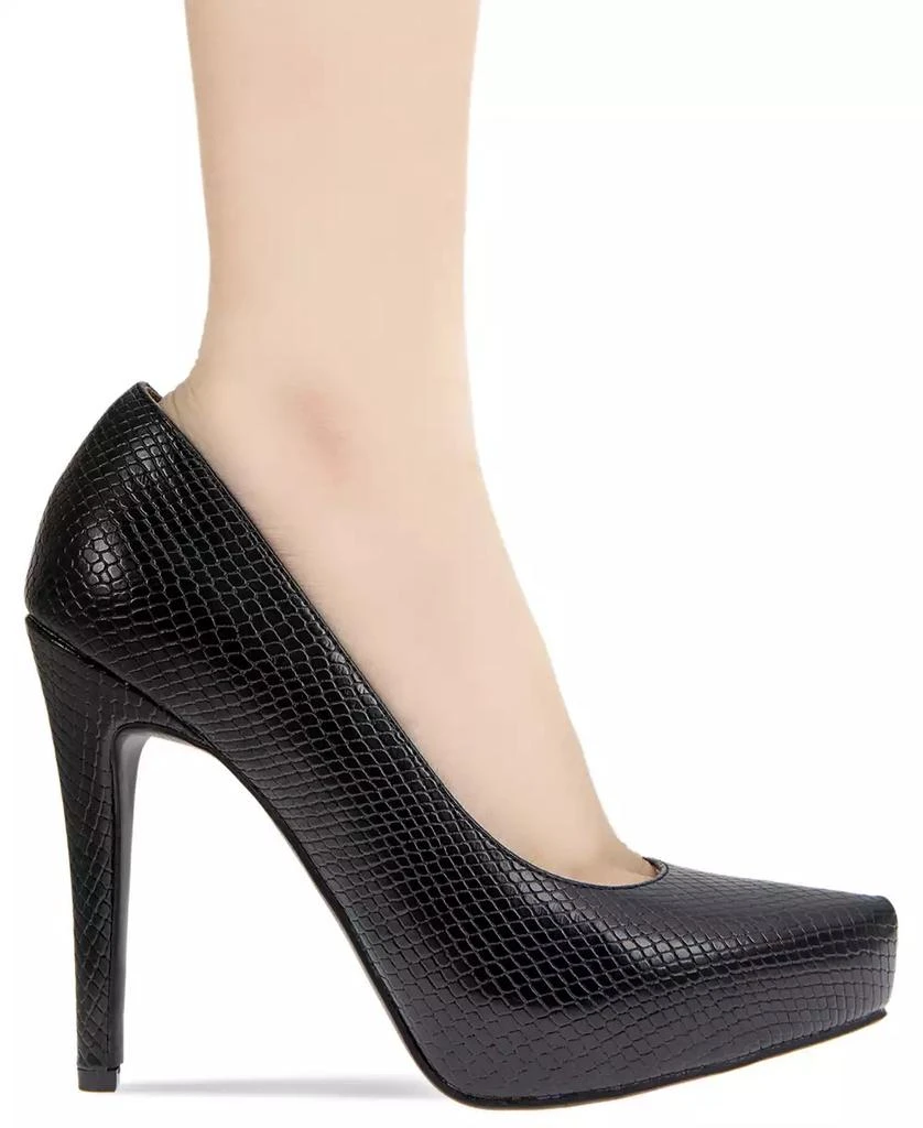 BCBG Women's Penni Platform Pump 6