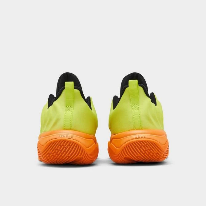 NIKE Big Kids’ Nike Giannis Immortality 4 Basketball Shoes 4