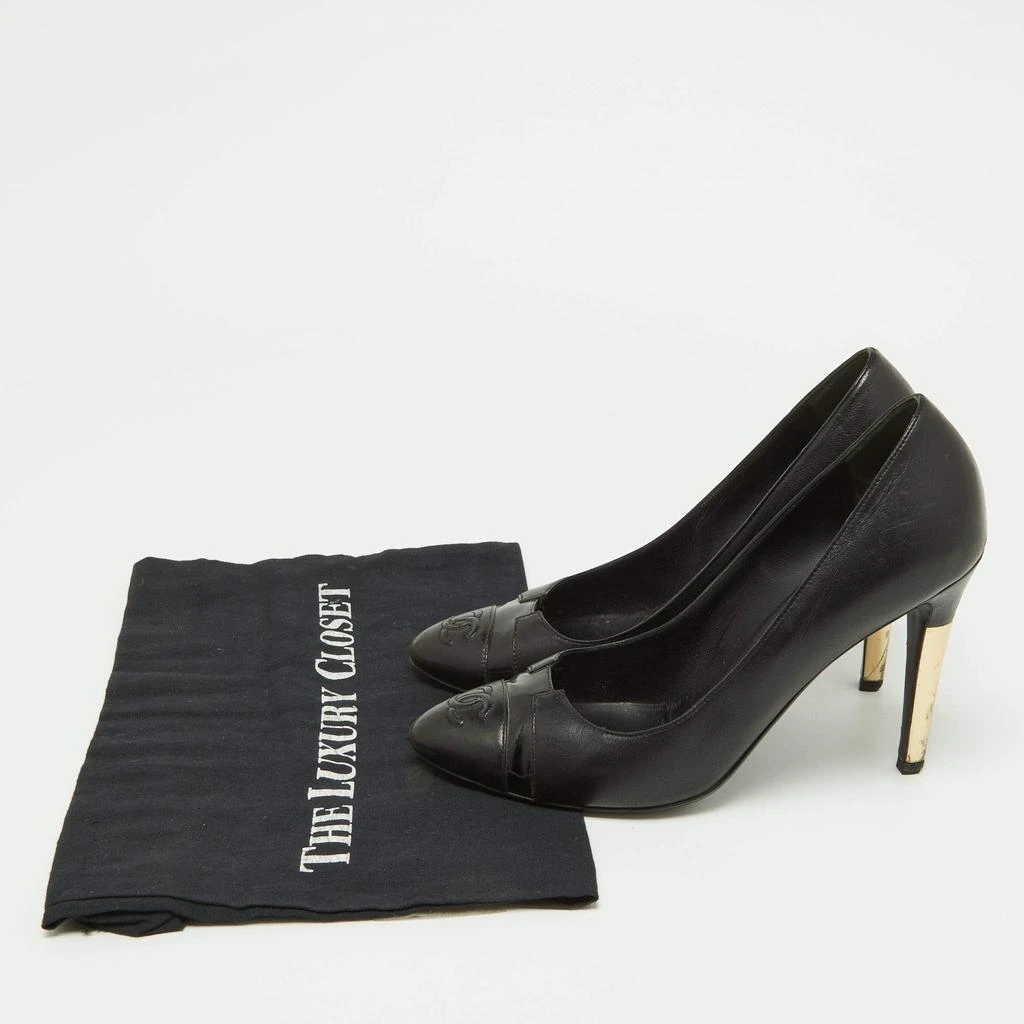 Chanel Chanel Black/Gold Patent and Leather CC Cap Toe Pumps Size 39.5 9