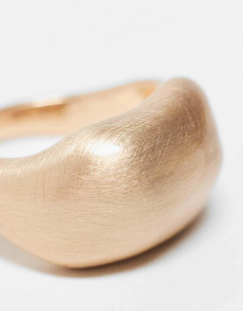 ASOS ASOS DESIGN ring in bubble brushed detail in gold tone 3