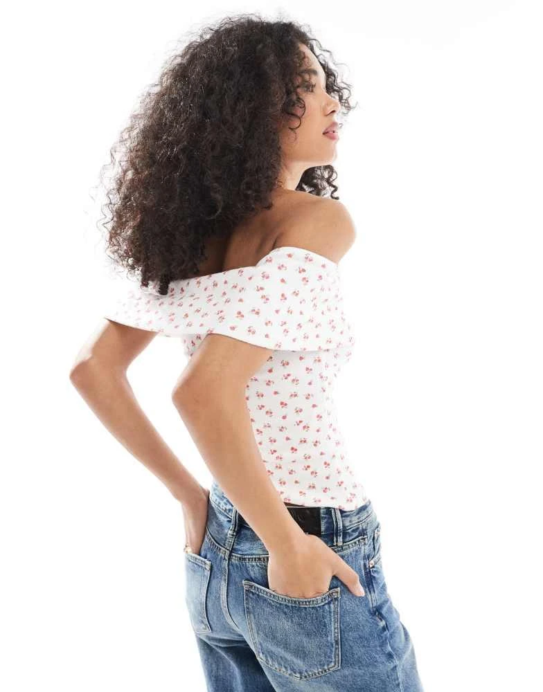 HOLLISTER Hollister off the shoulder short sleeve rose top in white 4