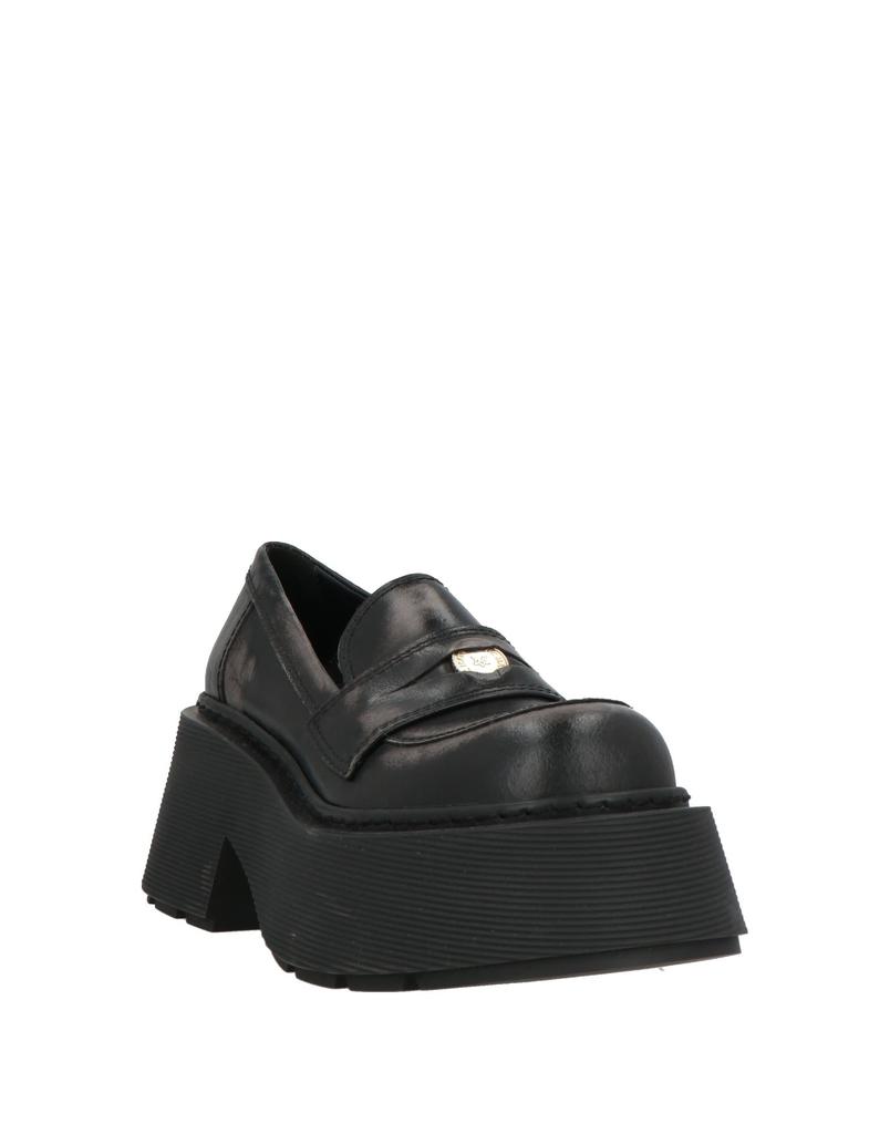 VIC MATIĒ Loafers