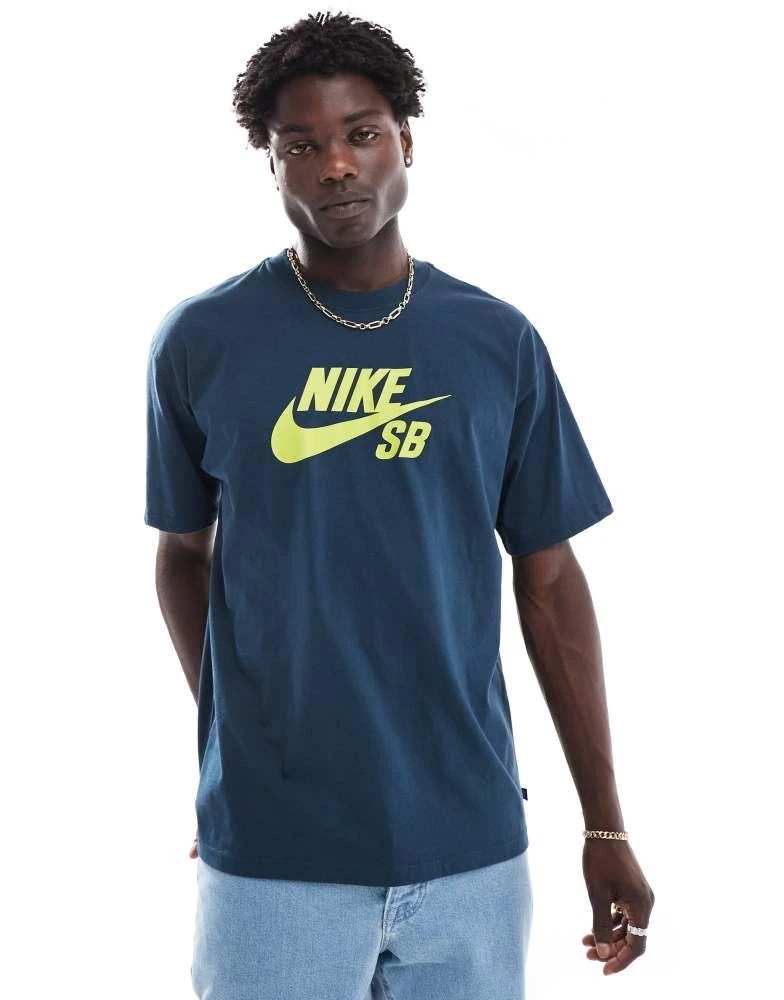 NIKE Nike SB central logo t-shirt in navy 4