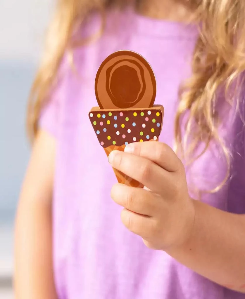 Melissa & Doug Melissa & Doug Wooden Magnetic Ice Cream Puzzle & Play Set 8