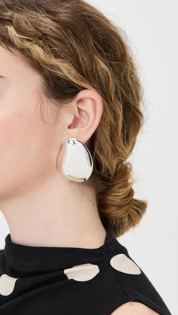 Shashi Barcelona Studs 2