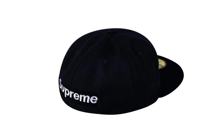 Supreme Supreme Reverse Box Logo New Era 4