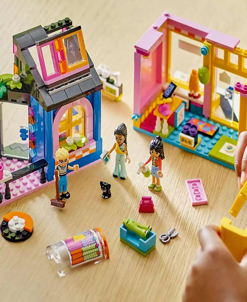 LEGO® Friends Vintage-Like Fashion Store Toy Shop 42614, 409 Pieces 3