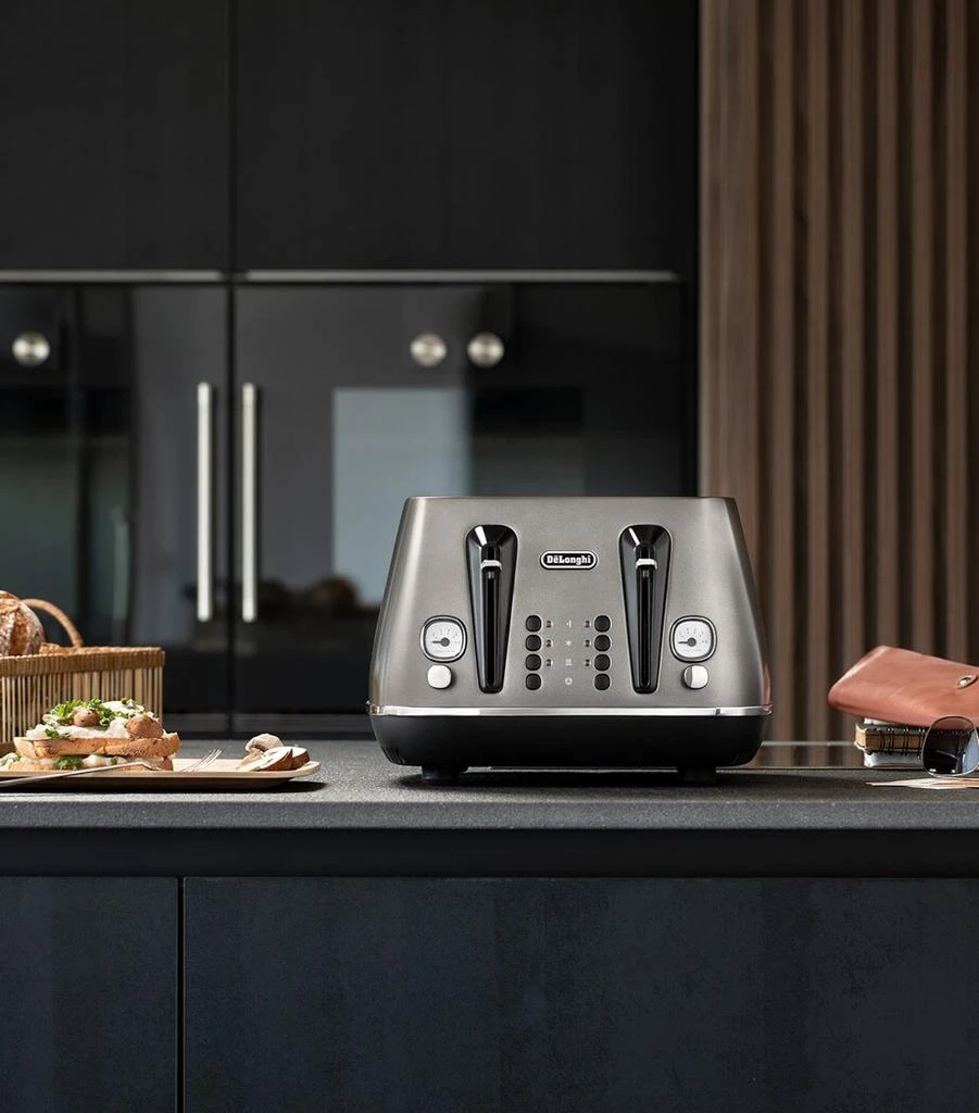 De'Longhi Distinta 4-Slice Toaster 7