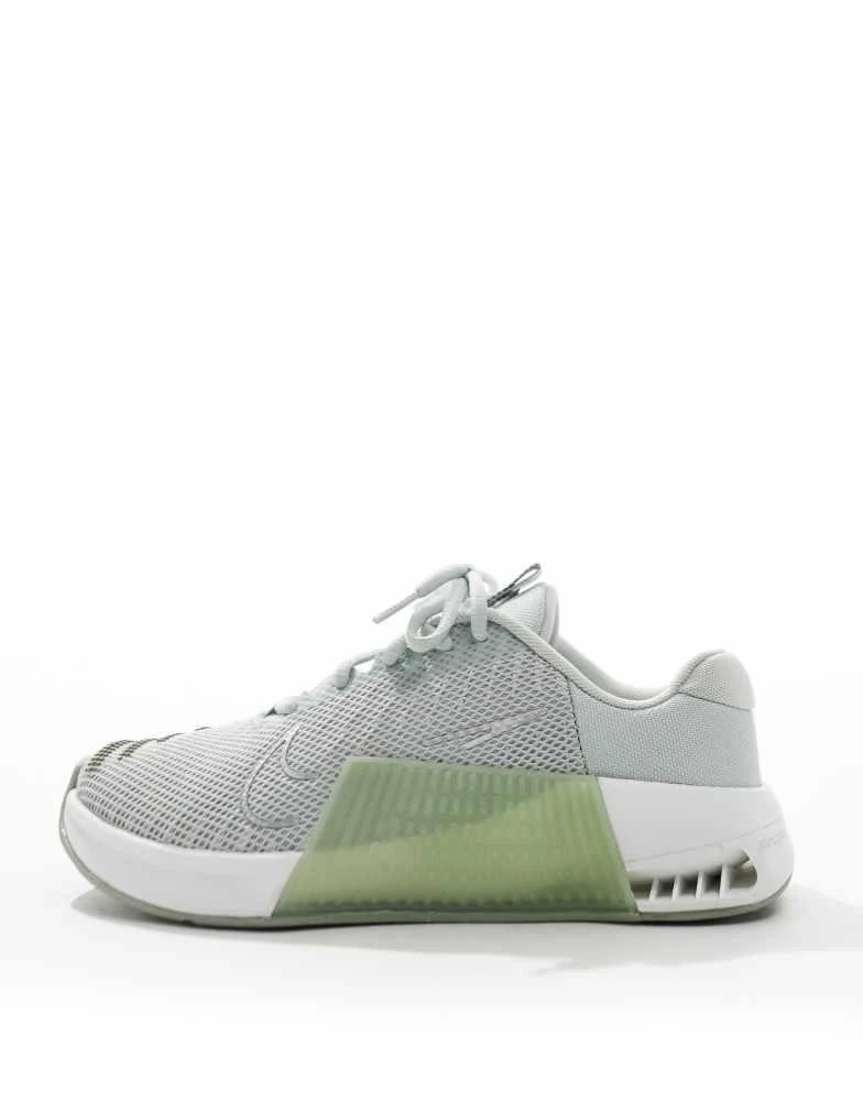 NIKE Nike Training Metcon 9 trainers in light green 2