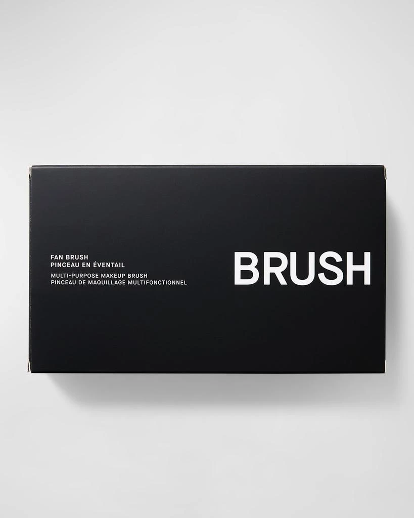 Gee Beauty Fan Brush 2