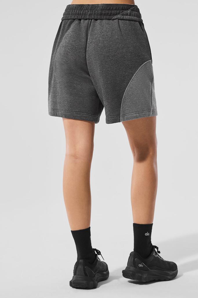 Alo 7" Make Waves Short - Dark Heather Grey Tonal