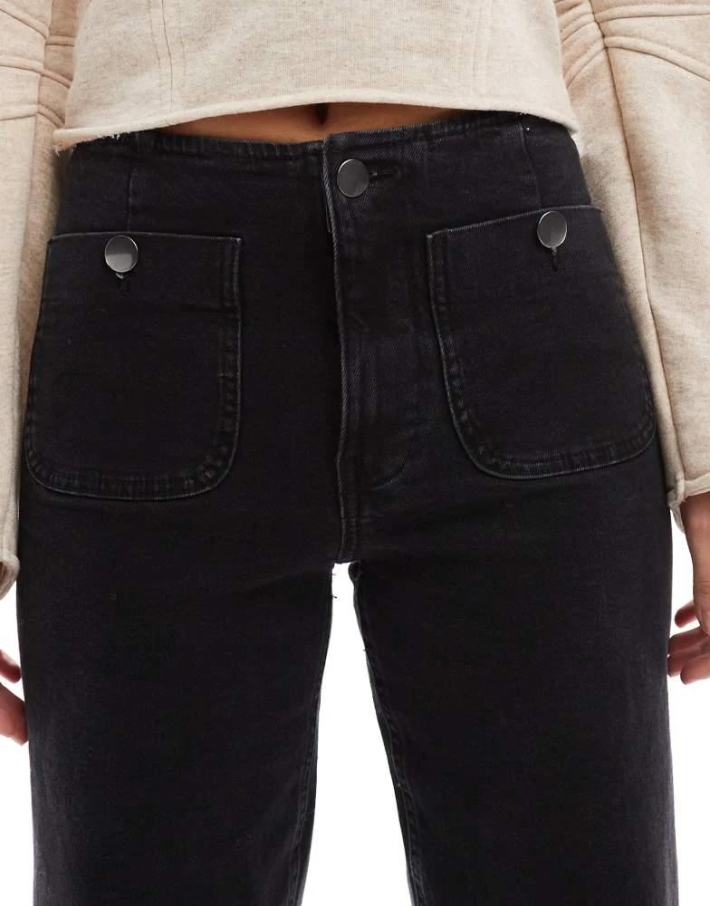 Stradivarius Stradivarius D77 button detail straight leg jean in black 5
