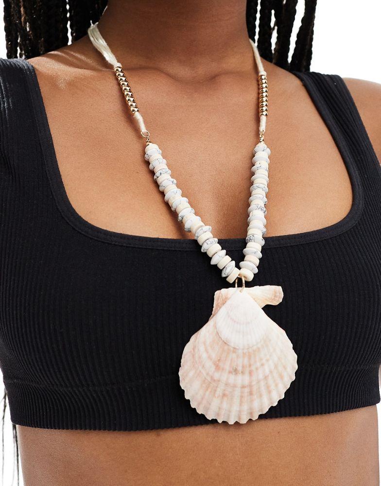 8 Other Reasons 8 Other Reasons statement shell necklace in pink