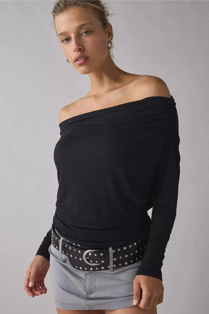 Urban Outfitters UO Elena Long Sleeve Ruched Off-The-Shoulder Top 1