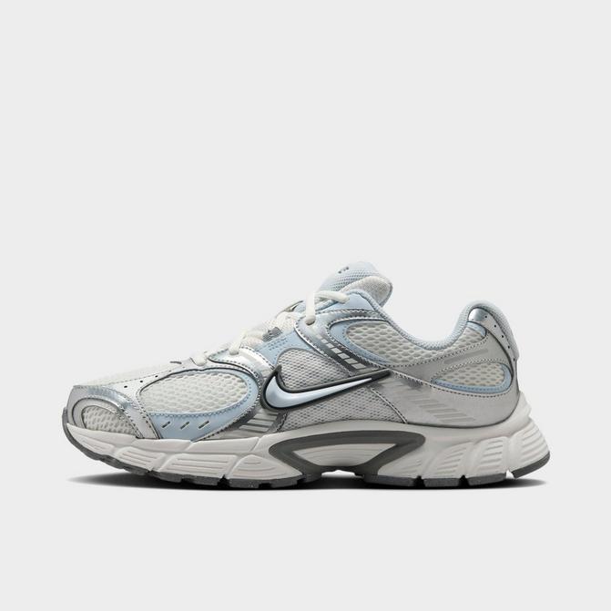 NIKE Women's Nike V5 RNR Casual Shoes