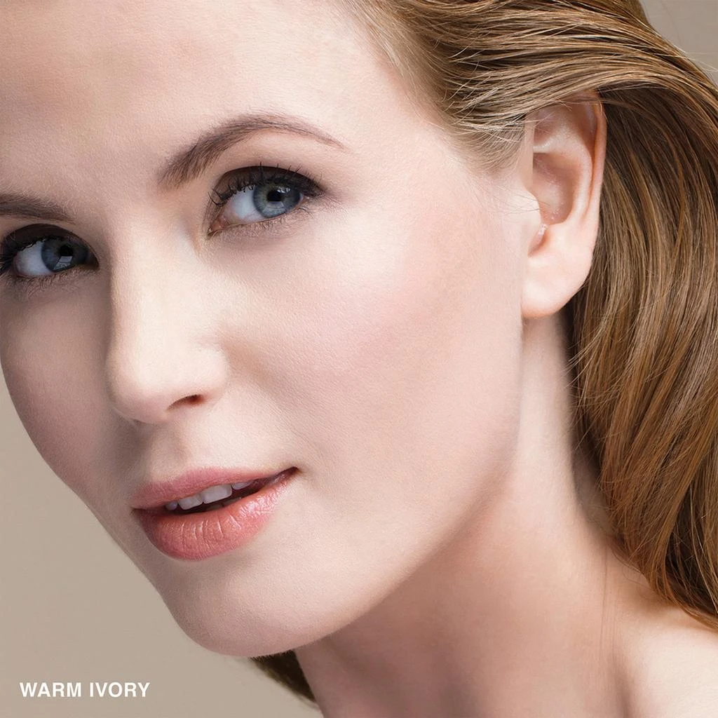 Bobbi Brown Skin Long-Wear Weightless Foundation SPF 15 96