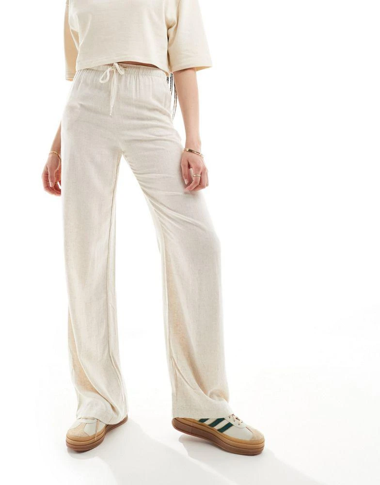 Stradivarius Stradivarius Tall linen look pull on trouser in natural 4
