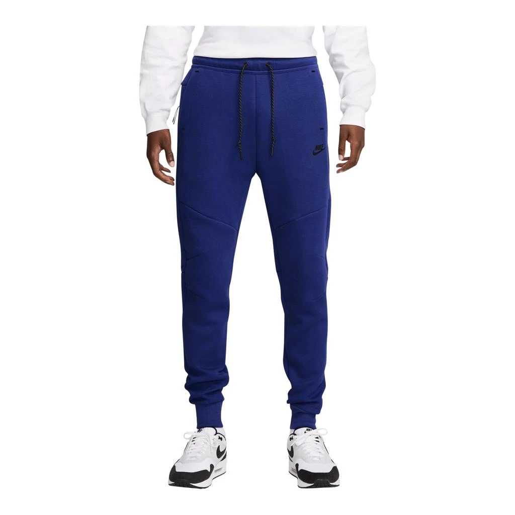 NIKE Tech Men
s Fleece Joggers