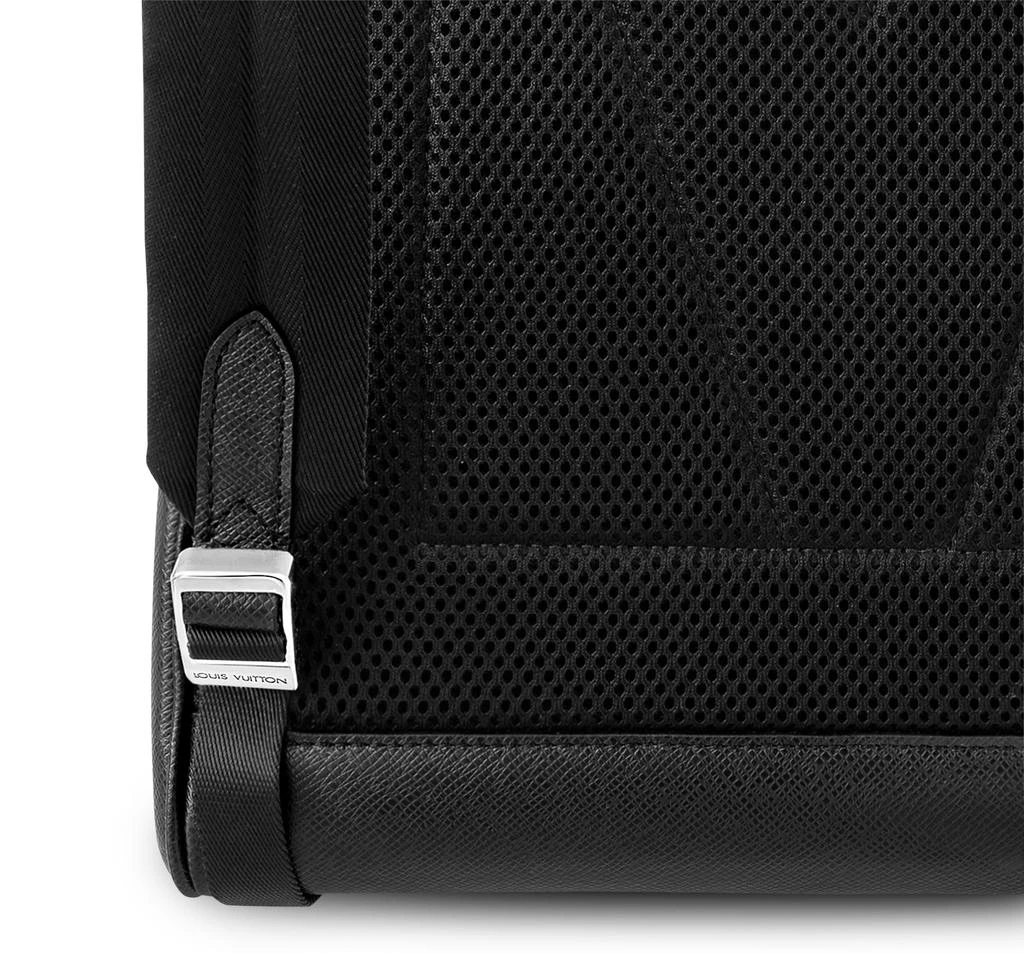 6 compartment tackle box Leeda 6 Compartment Fishing Tackle Box