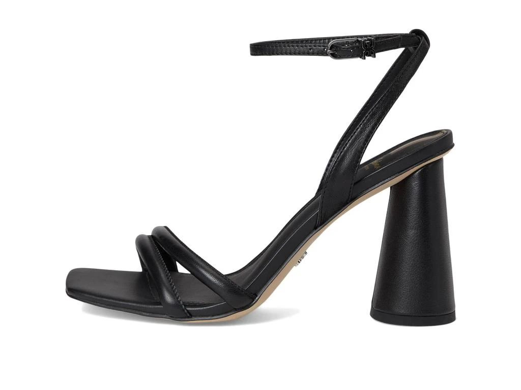 Sam Edelman Kia 4