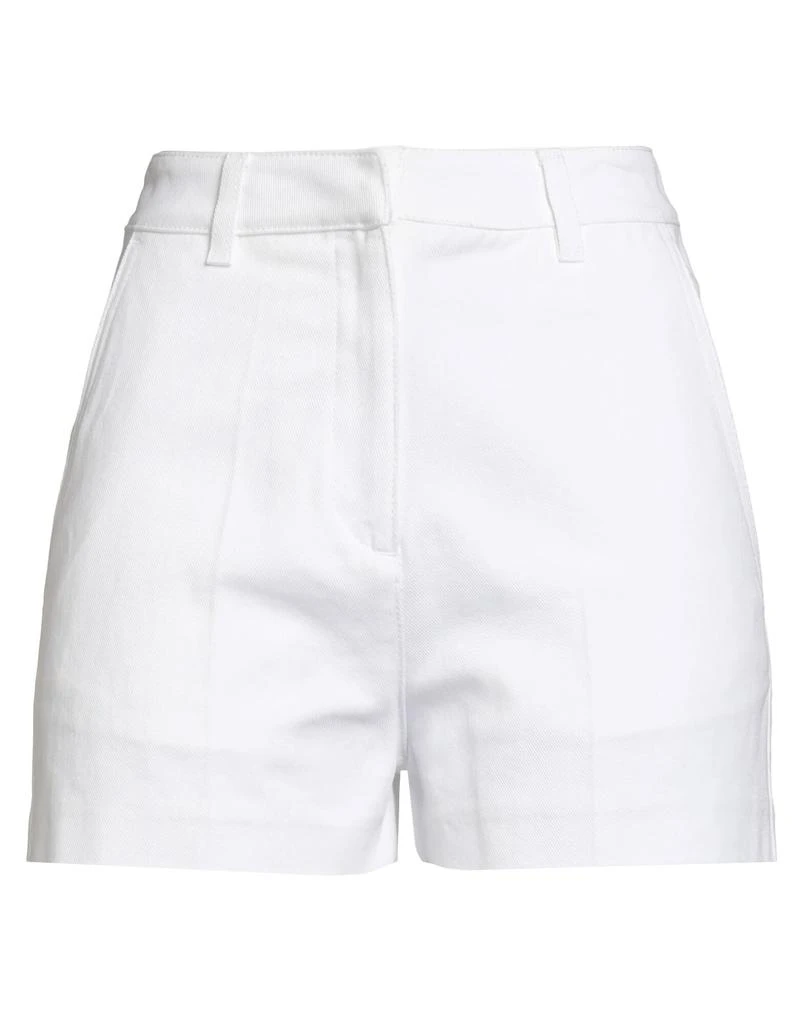 Valentino Shorts
Bermuda 1