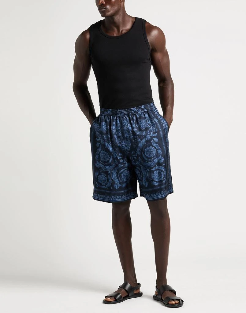 Versace Shorts
Bermuda 3