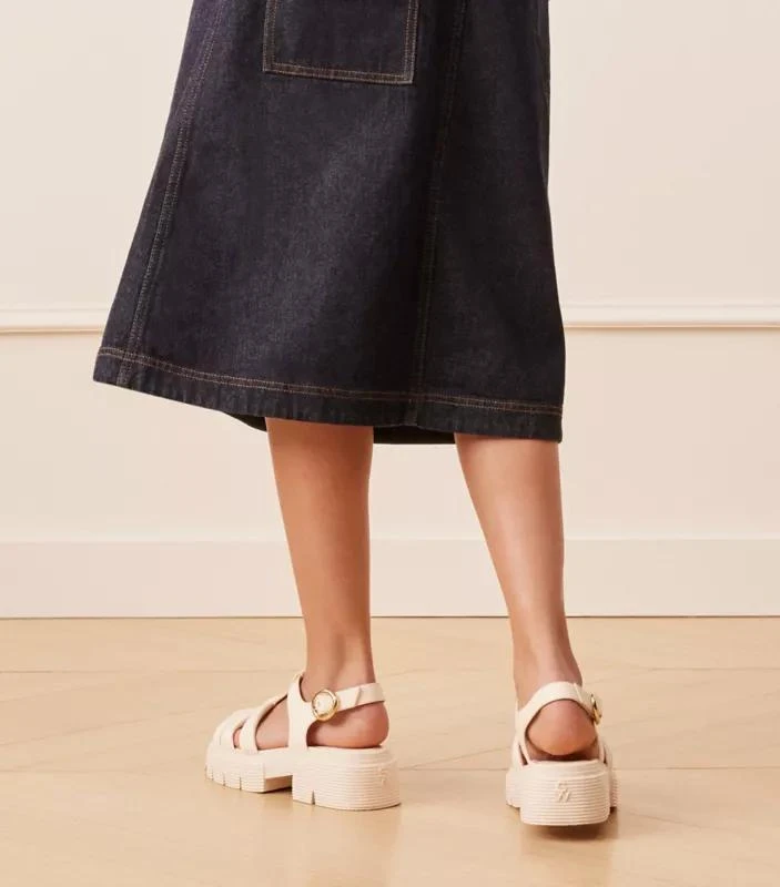 Stuart Weitzman NOLITA FISHERMAN SANDAL 6