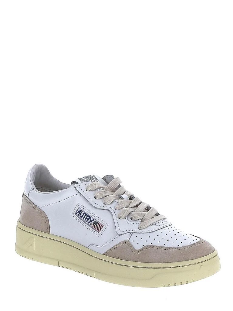 Autry Medalist Low Sneakers 2