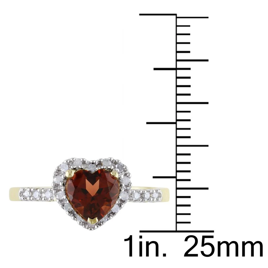 Mimi & Max Halo Heart Shaped Garnet Ring with 1/10 CT TW Diamonds in 10k Yellow Gold 3