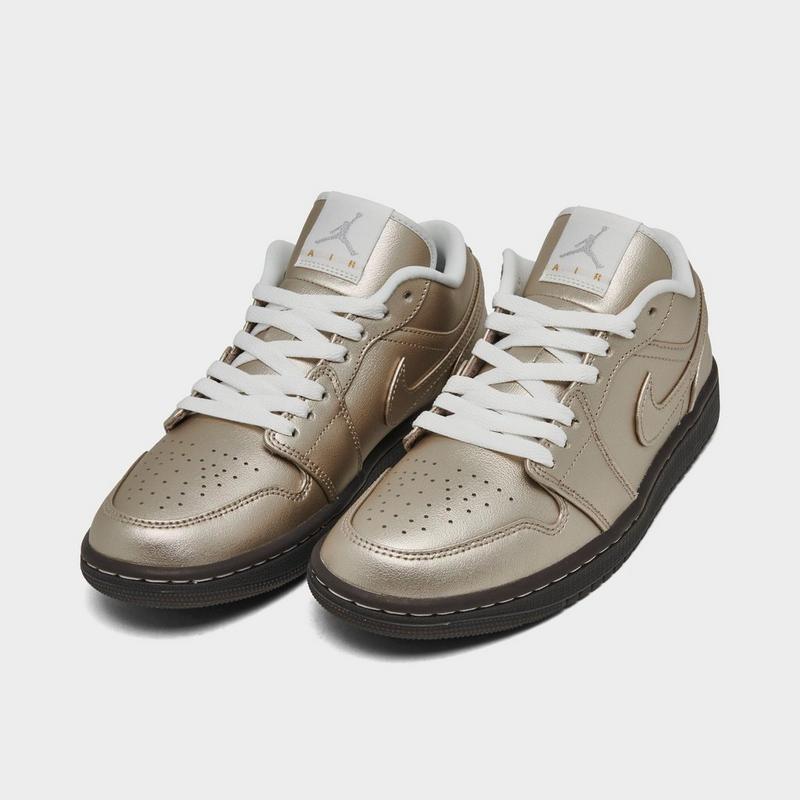 Jordan Women's Air Jordan Retro 1 Low SE Casual Shoes