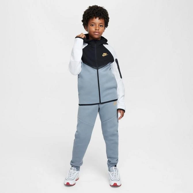 NIKE Boys' Nike Sportswear Tech Fleece Full-Zip Hoodie 3