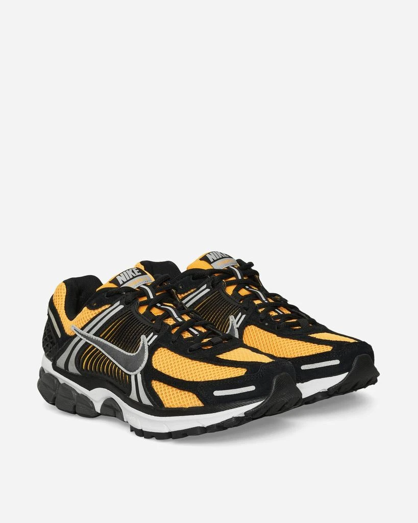 NIKE Zoom Vomero 5 Sneakers Sundial / Metallic Silver 2