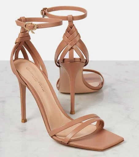 Gianvito Rossi Leather sandals 5