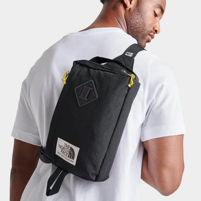 The North Face The North Face Berkeley Field Bag (5L) 6