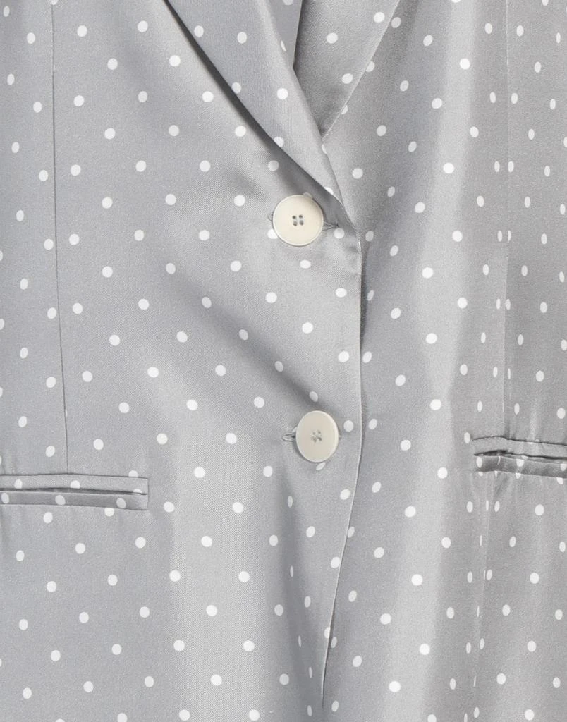 TRUE ROYAL TRUE ROYAL 4