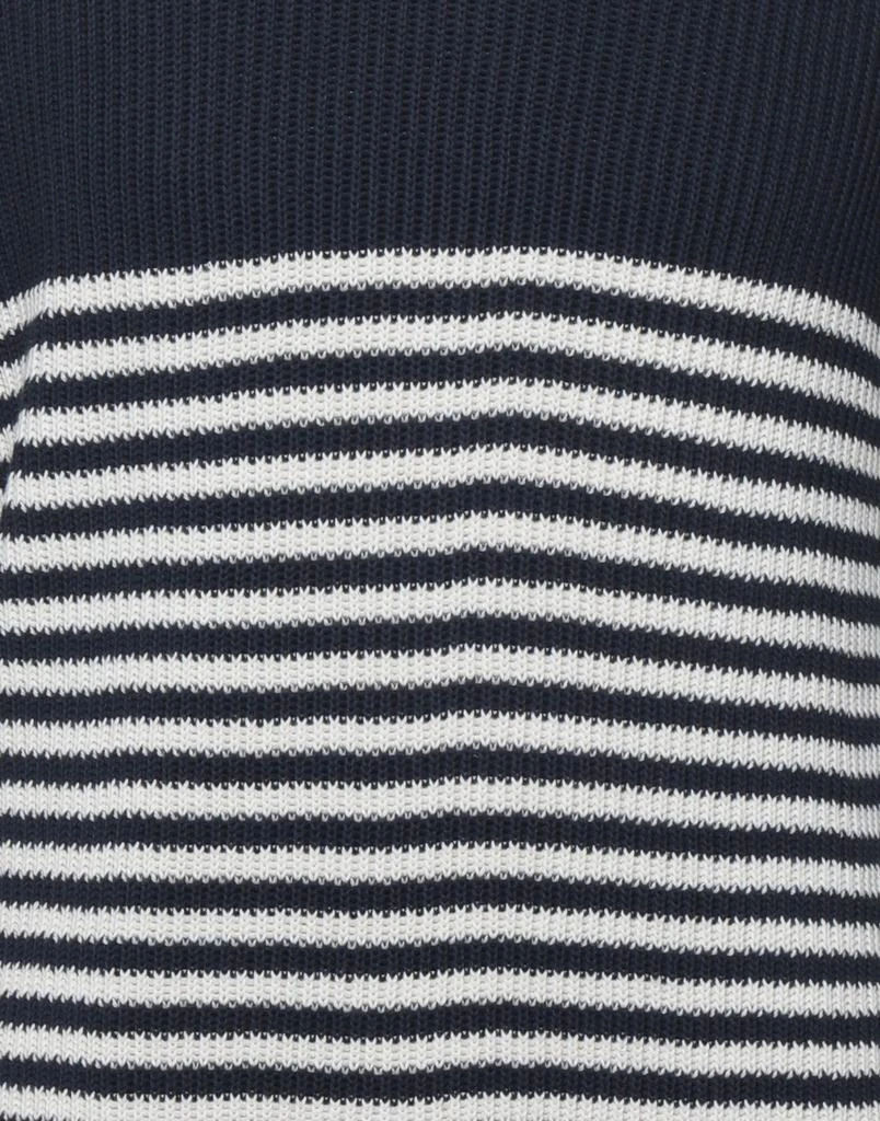 YOON Sweater 4