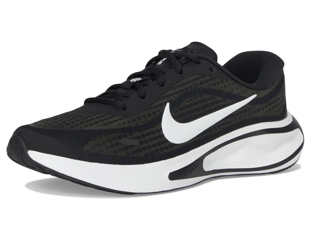 NIKE Journey Run 7