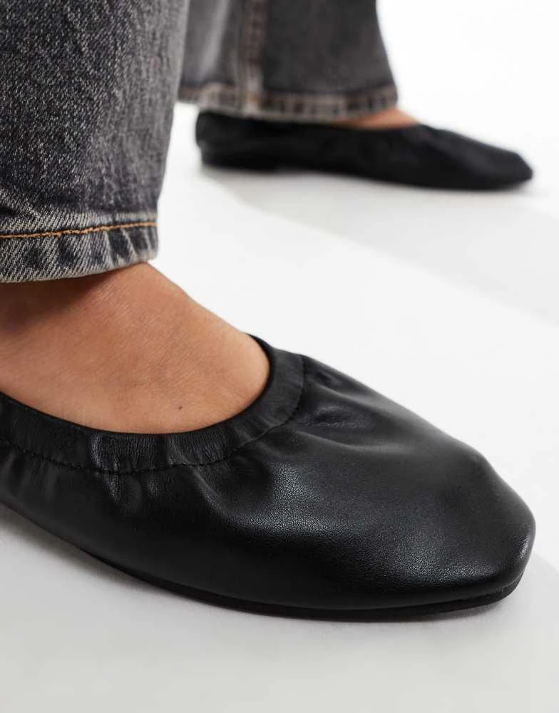 Truffle Collection Truffle Collection ruched ballet flats in black 3
