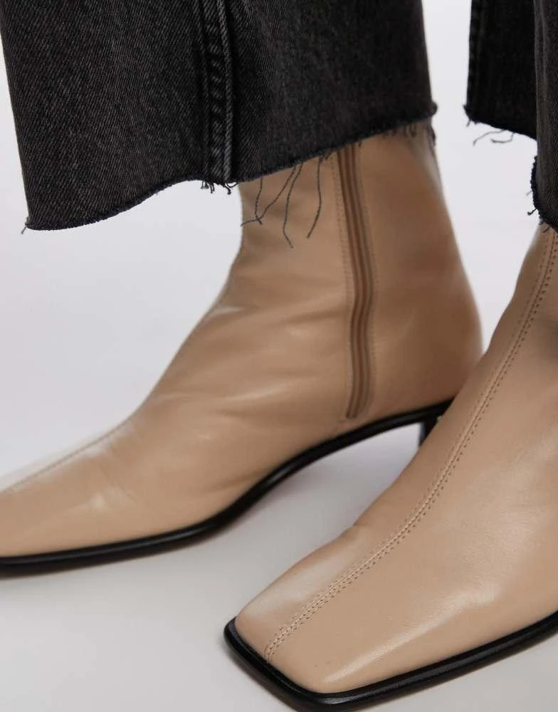 Topshop Topshop Noah premium leather heeled smart boot in off white 3